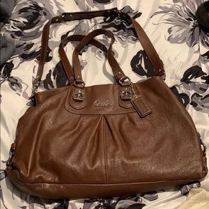 Brown leather coach purse!